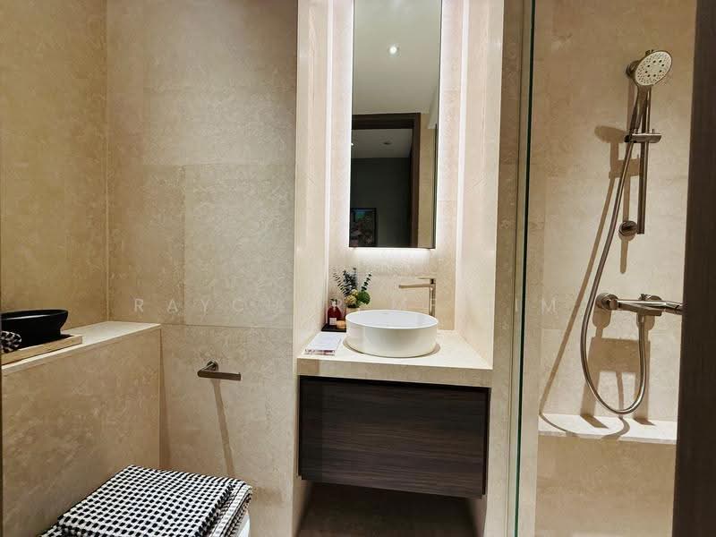 UPPERHOUSE at Orchard Boulevard, 22 Orchard Boulevard, Tanglin / Holland / Bukit Timah, 4 Bedrooms, 2,056 sqft, Condominium For Sale, by Raycher MF Lim, 500271981 - PropertyGuru.com.sg