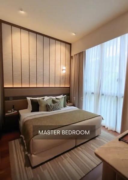 Parksuites, 18 Holland Grove Road, Tanglin / Holland / Bukit Timah, 2 Bedrooms, 786 sqft, Condominium For Sale, by Irene Tow, 500271983 - Master Bedroom - PropertyGuru.com.sg