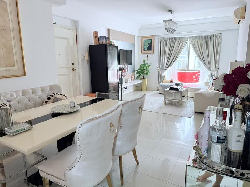 Parkview Apartments, 1 Bukit Batok Street 25, Dairy Farm / Bukit Panjang / Choa Chu Kang, Room Rental, 9 sqft, Apartment For Rent, by Sean Li-wen Cheong, 500271998 - Living Room - PropertyGuru.com.sg