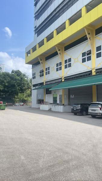 221 Henderson Road, Alexandra / Commonwealth, 1,238 sqft, Light Industrial (B1) For Sale, by Paul Lim, 500272007 - Exterior - CommercialGuru.com.sg