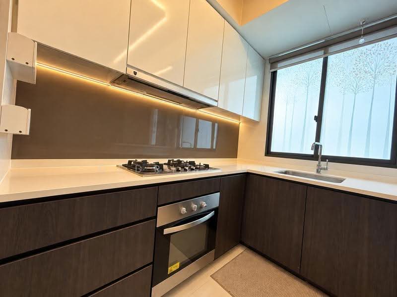 Esparina Residences, 127 Compassvale Bow, Hougang / Punggol / Sengkang, 2 Bedrooms, 829 sqft, Condominium For Sale, by Cedric Chan, 500272012 - Kitchen - PropertyGuru.com.sg