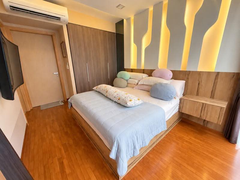 Esparina Residences, 127 Compassvale Bow, Hougang / Punggol / Sengkang, 2 Bedrooms, 829 sqft, Condominium For Sale, by Cedric Chan, 500272012 - Bedroom - PropertyGuru.com.sg