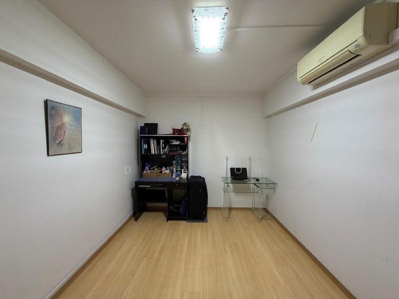 356 Yishun Ring Road, 356 Yishun Ring Road, Sembawang / Yishun, Room Rental, 150 sqft, HDB Flat For Rent, by Dana Goh, 500272019 - Study - PropertyGuru.com.sg
