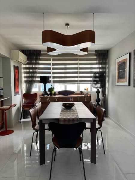 Lagoon View, 5000L Marine Parade Road, East Coast / Marine Parade, 3 Bedrooms, 1,647 sqft, Apartment For Sale, by May Hill, 500272020 - Dining Room - PropertyGuru.com.sg