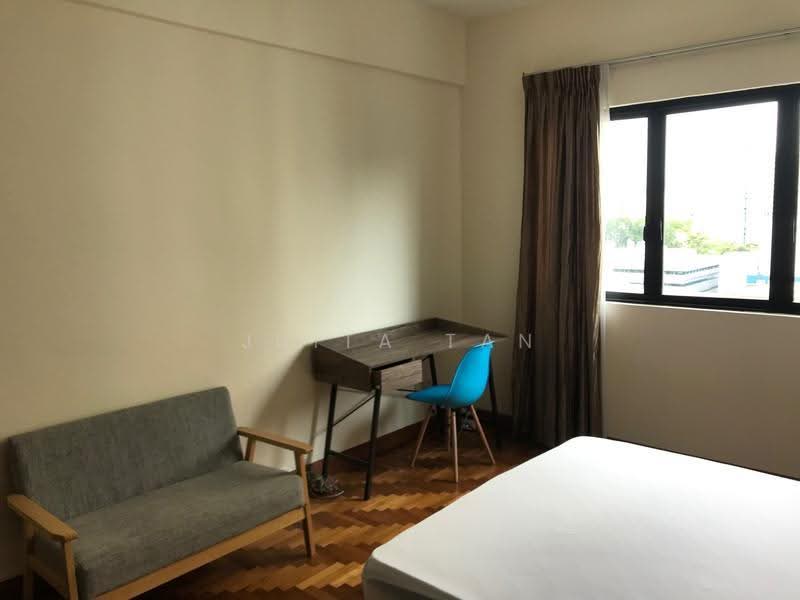 The Anchorage, 370E Alexandra Road, Alexandra / Commonwealth, Room Rental, 220 sqft, Condominium For Rent, by Juita Tan, 500272021 - Bedroom - PropertyGuru.com.sg