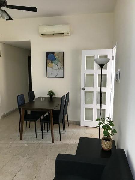 The Anchorage, 370E Alexandra Road, Alexandra / Commonwealth, Room Rental, 220 sqft, Condominium For Rent, by Juita Tan, 500272021 - Living Hall - PropertyGuru.com.sg