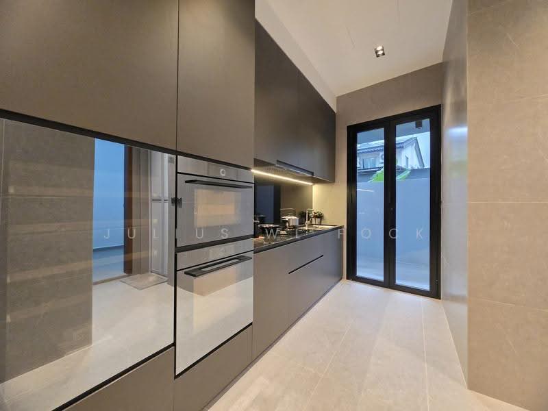 FINEST BRAND NEW INTER AT JALAN SANKAM, Jalan Sankam, Sembawang / Yishun, 5 Bedrooms, 4,834 sqft, Terraced House For Sale, by Julius WL Fock, 500272024 - Kitchen - PropertyGuru.com.sg