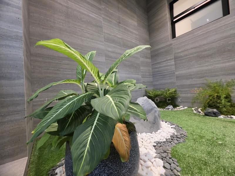 FINEST BRAND NEW INTER AT JALAN SANKAM, Jalan Sankam, Sembawang / Yishun, 5 Bedrooms, 4,834 sqft, Terraced House For Sale, by Julius WL Fock, 500272024 - Garden - PropertyGuru.com.sg