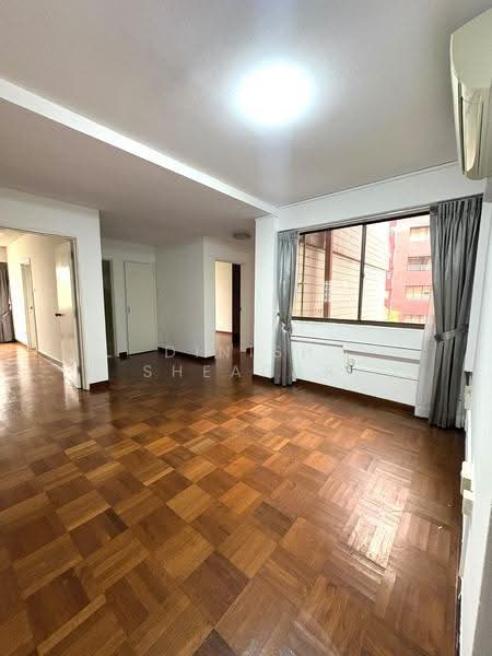 The Cairnhill, 4 Cairnhill Rise, Orchard / River Valley, 4 Bedrooms, 2,788 sqft, Condominium For Rent, by Dinish Sheagar, 500272031 - Living Room - PropertyGuru.com.sg