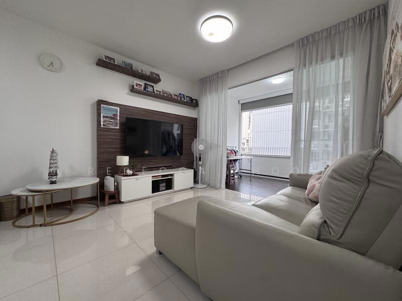 Mi Casa, 315 Choa Chu Kang Avenue 3, Dairy Farm / Bukit Panjang / Choa Chu Kang, 2 Bedrooms, 1,119 sqft, Condominium For Sale, by Rebecca Choo, 500272055 - Living Room - PropertyGuru.com.sg