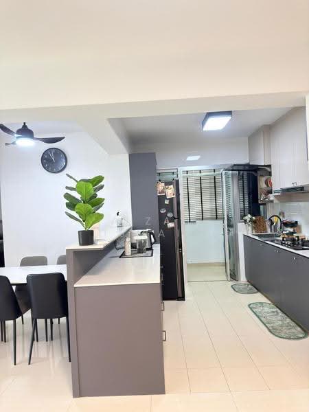 409C Northshore Drive, 409C Northshore Drive, Hougang / Punggol / Sengkang, 3 Bedrooms, 1,001 sqft, HDB Flat For Sale, by Aizah Ismail, 500272056 - Kitchen - PropertyGuru.com.sg