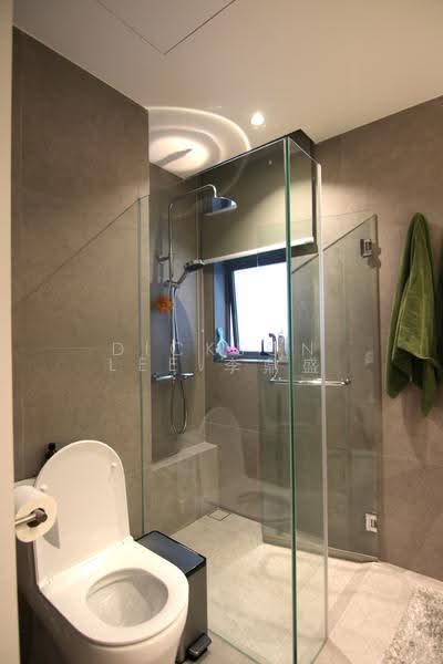 The Waterina, 67 Lorong 40 Geylang, Eunos / Geylang / Paya Lebar, 2 Bedrooms, 1,098 sqft, Condominium For Rent, by Dickson Lee 李鼎盛, 500272057 - Master Bathroom - PropertyGuru.com.sg