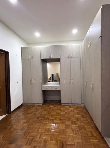 Clydesview, 16A Jervois Lane, Alexandra / Commonwealth, Room Rental, 400 sqft, Condominium For Rent, by Kyle Ng, 500272064 - Bedroom - PropertyGuru.com.sg