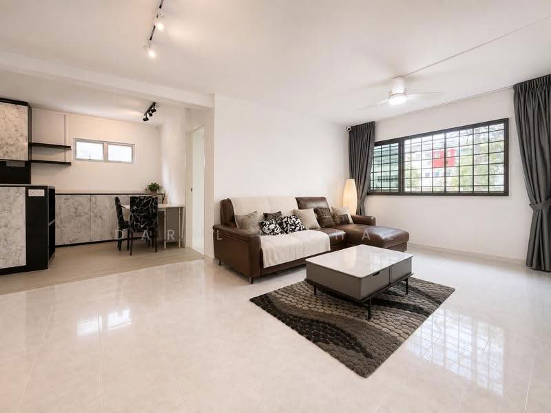 481 Pasir Ris Drive 4, 481 Pasir Ris Drive 4, Pasir Ris / Tampines, 3 Bedrooms, 1,130 sqft, HDB Flat For Sale, by Daryl Michael, 500272066 - Living Room - PropertyGuru.com.sg