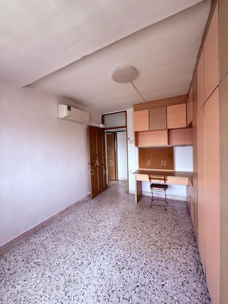 23 Eunos Crescent, 23 Eunos Crescent, Eunos / Geylang / Paya Lebar, 3 Bedrooms, 1,259 sqft, HDB Flat For Sale, by Sebastian Chia, 500272068 - Study - PropertyGuru.com.sg