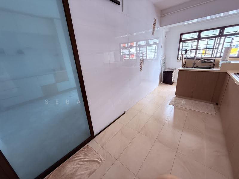 23 Eunos Crescent, 23 Eunos Crescent, Eunos / Geylang / Paya Lebar, 3 Bedrooms, 1,259 sqft, HDB Flat For Sale, by Sebastian Chia, 500272068 - Kitchen - PropertyGuru.com.sg