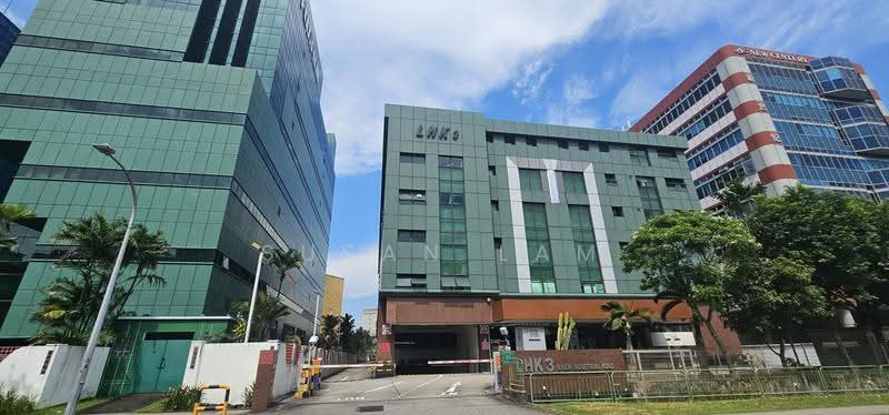 Lhk3 Building, 8 New Industrial Road, Hougang / Punggol / Sengkang, 4,068 sqft, Light Industrial (B1) For Sale, by Susan Lam, 500272076 - Exterior - CommercialGuru.com.sg