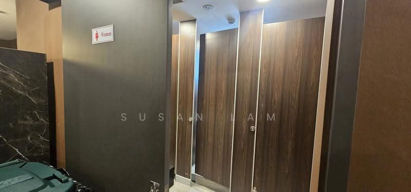 Lhk3 Building, 8 New Industrial Road, Hougang / Punggol / Sengkang, 4,068 sqft, Light Industrial (B1) For Sale, by Susan Lam, 500272076 - Bathroom - CommercialGuru.com.sg