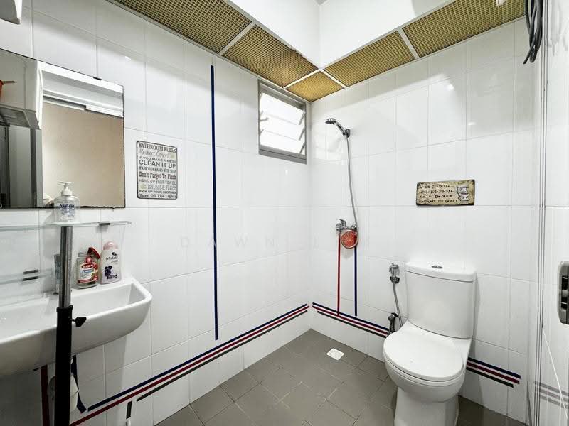 513B Yishun Street 51, 513B Yishun Street 51, Sembawang / Yishun, 4 Bedrooms, 1,292 sqft, HDB Flat For Sale, by Dawn Lim, 500272077 - Bathroom - PropertyGuru.com.sg