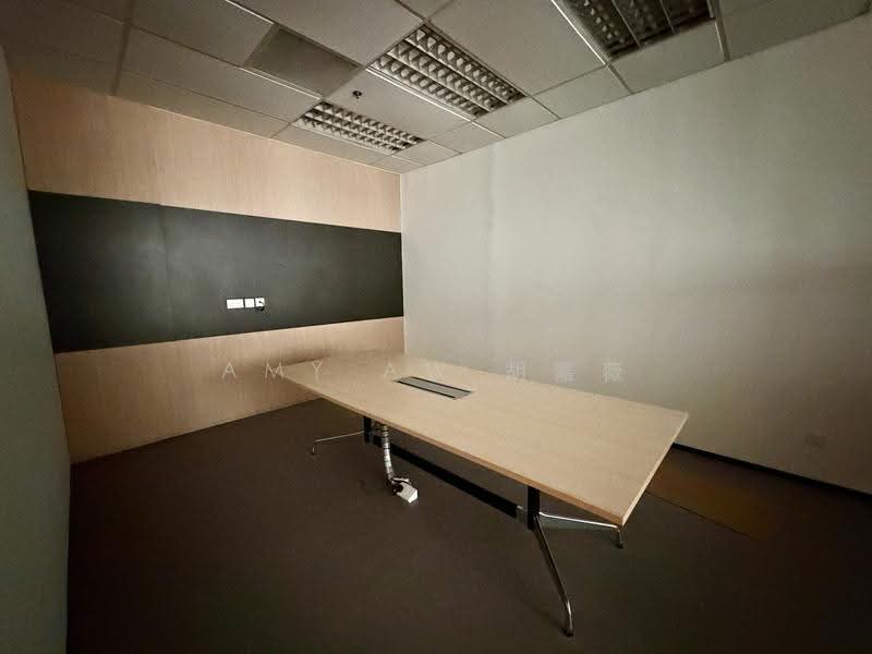 ROBINSON ROAD | Professional Corporate Office | 4 Minutes to MRT Station |, Telok Ayer / Shenton Way MRT, Boat Quay / Raffles Place / Marina, 1,299 sqft, Office For Rent, by Amy Aw 胡嘉薇, 500272085 - CommercialGuru.com.sg