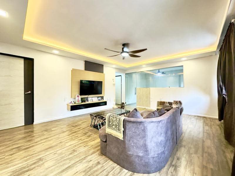 730 Tampines Street 71, 730 Tampines Street 71, Pasir Ris / Tampines, 4 Bedrooms, 1,335 sqft, HDB Flat For Sale, by Farah Zack, 500272097 - PropertyGuru.com.sg