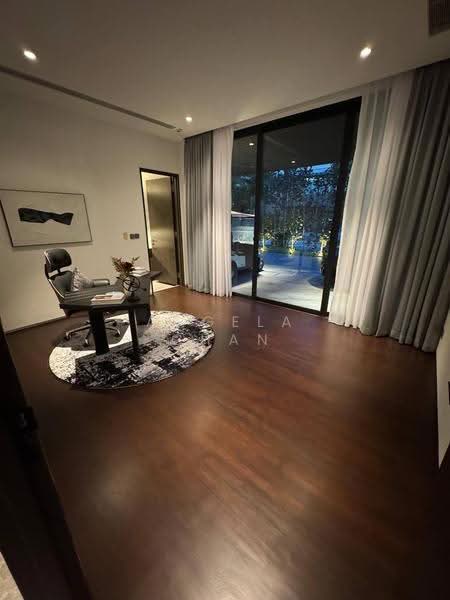 Treasure Island, Treasure Island, Harbourfront / Telok Blangah, 6 Bedrooms, 12,540 sqft, Detached House For Sale, by Angela Chan, 500272111 - Study - PropertyGuru.com.sg