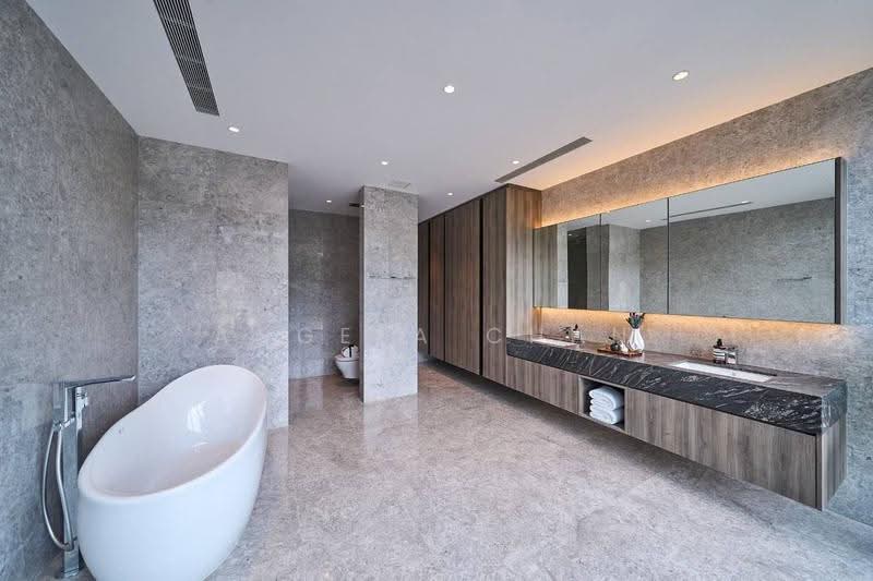 Treasure Island, Treasure Island, Harbourfront / Telok Blangah, 6 Bedrooms, 12,540 sqft, Detached House For Sale, by Angela Chan, 500272111 - Bathroom - PropertyGuru.com.sg