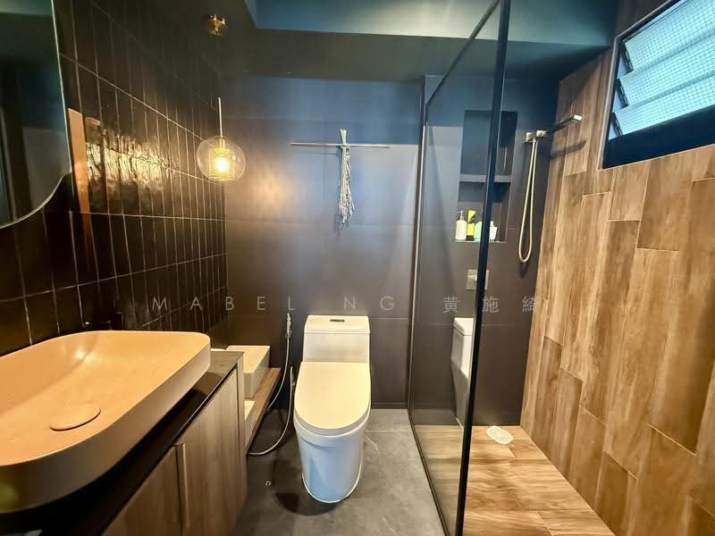 415D Northshore Drive, 415D Northshore Drive, Hougang / Punggol / Sengkang, 3 Bedrooms, 1,023 sqft, HDB Flat For Sale, by Mabel Ng 黄施綺, 500272119 - Bathroom - PropertyGuru.com.sg