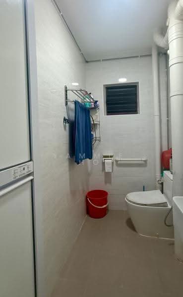 939 Jurong West Street 91, 939 Jurong West Street 91, Boon Lay / Jurong / Tuas, 2 Bedrooms, 785 sqft, HDB Flat For Sale, by Yammie Ho, 500272129 - Bathroom - PropertyGuru.com.sg