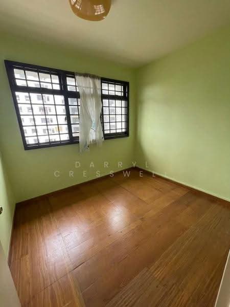 4 Lorong 7 Toa Payoh, 4 Lorong 7 Toa Payoh, Balestier / Toa Payoh, 2 Bedrooms, 732 sqft, HDB Flat For Sale, by Darryl Cresswell, 500272130 - Interior - PropertyGuru.com.sg