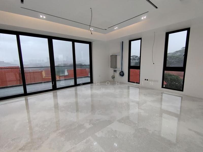 Kismis place, Kismis place, Clementi Park / Upper Bukit Timah, 8 Bedrooms, 9,300 sqft, Semi-Detached House For Sale, by Lucas Hoh Jin Heng, 500272134 - Living Room - PropertyGuru.com.sg