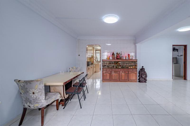 436 Fajar Road, 436 Fajar Road, Dairy Farm / Bukit Panjang / Choa Chu Kang, 3 Bedrooms, 1,302 sqft, HDB Flat For Sale, by Mark Tan, 500272142 - Living Room - PropertyGuru.com.sg