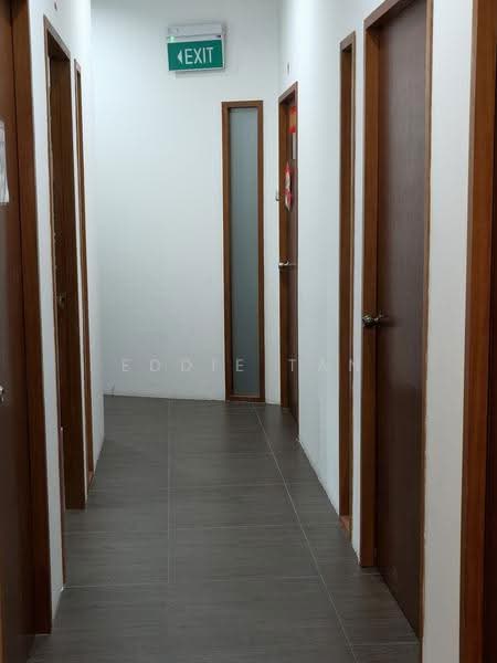 Midview City, 18 Sin Ming Lane, Ang Mo Kio / Bishan / Thomson, 100 sqft, Light Industrial (B1) For Rent, by Eddie Tan, 500272150 - Corridor - CommercialGuru.com.sg