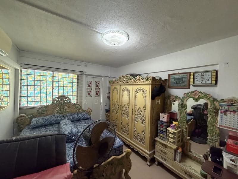 406 Tampines Street 41, 406 Tampines Street 41, Pasir Ris / Tampines, 3 Bedrooms, 957 sqft, HDB Flat For Sale, by Ahmad Ibrahim, 500272161 - Bedroom - PropertyGuru.com.sg
