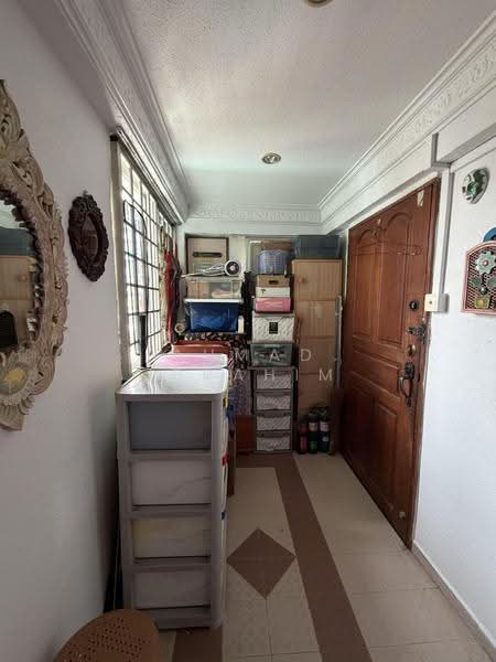 406 Tampines Street 41, 406 Tampines Street 41, Pasir Ris / Tampines, 3 Bedrooms, 957 sqft, HDB Flat For Sale, by Ahmad Ibrahim, 500272161 - Entrance - PropertyGuru.com.sg