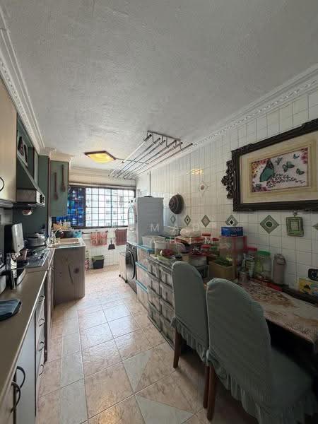 406 Tampines Street 41, 406 Tampines Street 41, Pasir Ris / Tampines, 3 Bedrooms, 957 sqft, HDB Flat For Sale, by Ahmad Ibrahim, 500272161 - Kitchen - PropertyGuru.com.sg