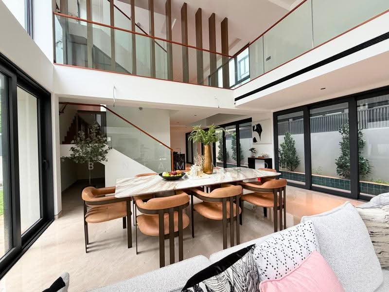BRAND-NEW DETACHED-BUNGALOW ZONE-LO $12+ M, Muswell Hill, Cotswold Close, Lynwood Grove, Matlock Rise, Sundridge Park Road, Macpherson / Potong Pasir, 7 Bedrooms, 8,969 sqft, Bungalow House For Sale, by Benjamin Soh, 500272162 - Dining Room - PropertyGuru.com.sg