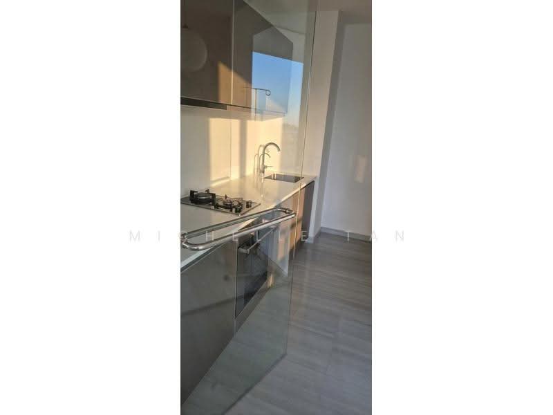 Cube 8, 376 Thomson Road, Newton / Novena, 2 Bedrooms, 904 sqft, Condominium For Rent, by Michelle Tan, 500272164 - Kitchen - PropertyGuru.com.sg