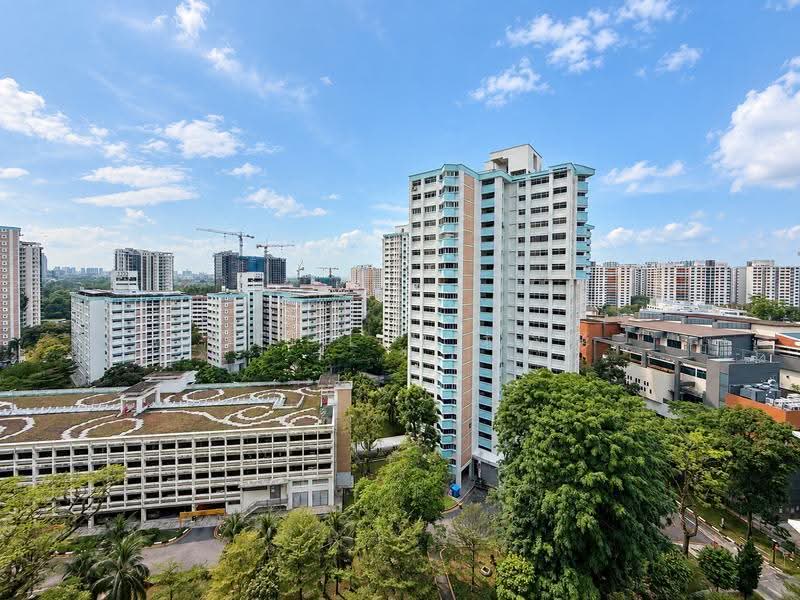 337B Tah Ching Road, 337B Tah Ching Road, Boon Lay / Jurong / Tuas, 2 Bedrooms, 689 sqft, HDB Flat For Sale, by Joei Lim 林芯彤, 500272167 - Exterior - PropertyGuru.com.sg