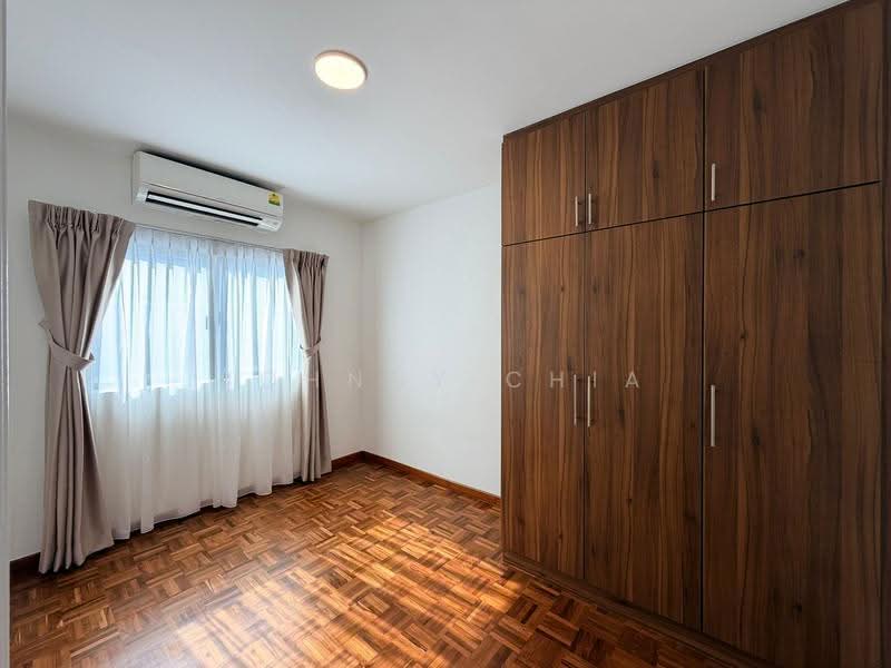 Siglap Center, 55 Siglap Road, East Coast / Marine Parade, 3 Bedrooms, 1,290 sqft, Apartment For Rent, by Johnny Chia, 500272169 - Bedroom - PropertyGuru.com.sg