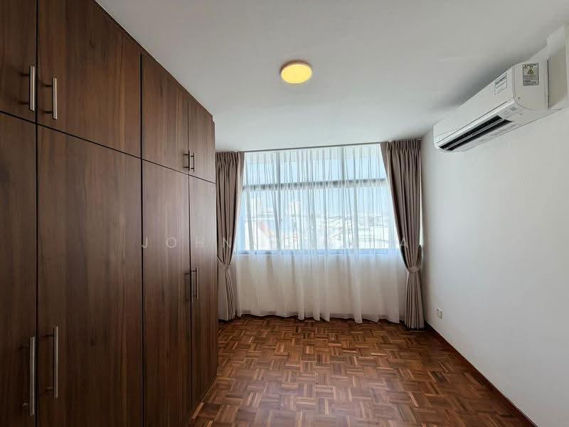 Siglap Center, 55 Siglap Road, East Coast / Marine Parade, 3 Bedrooms, 1,290 sqft, Apartment For Rent, by Johnny Chia, 500272169 - Bedroom - PropertyGuru.com.sg