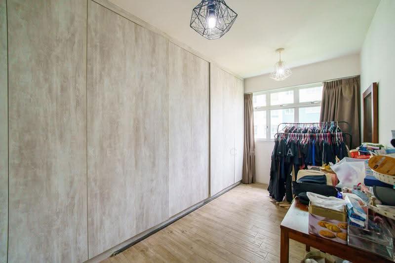 318B Yishun Greenwalk, 318B Yishun Avenue 9, Sembawang / Yishun, 3 Bedrooms, 1,205 sqft, HDB Flat For Sale, by Kenneth Chua, 500272192 - Bedroom - PropertyGuru.com.sg