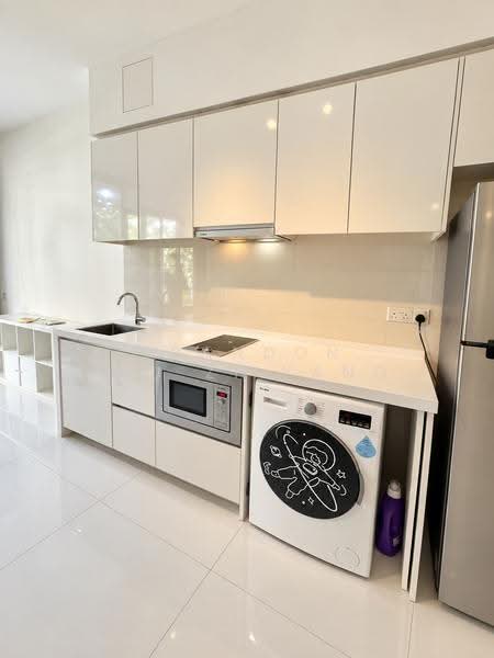 Sky Habitat, 7 Bishan Street 15, Ang Mo Kio / Bishan / Thomson, 2 Bedrooms, 710 sqft, Condominium For Rent, by Brandon Lau Zi Yang, 500272194 - Kitchen - PropertyGuru.com.sg