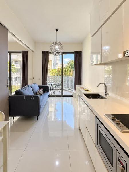 Sky Habitat, 7 Bishan Street 15, Ang Mo Kio / Bishan / Thomson, 2 Bedrooms, 710 sqft, Condominium For Rent, by Brandon Lau Zi Yang, 500272194 - Living Room - PropertyGuru.com.sg