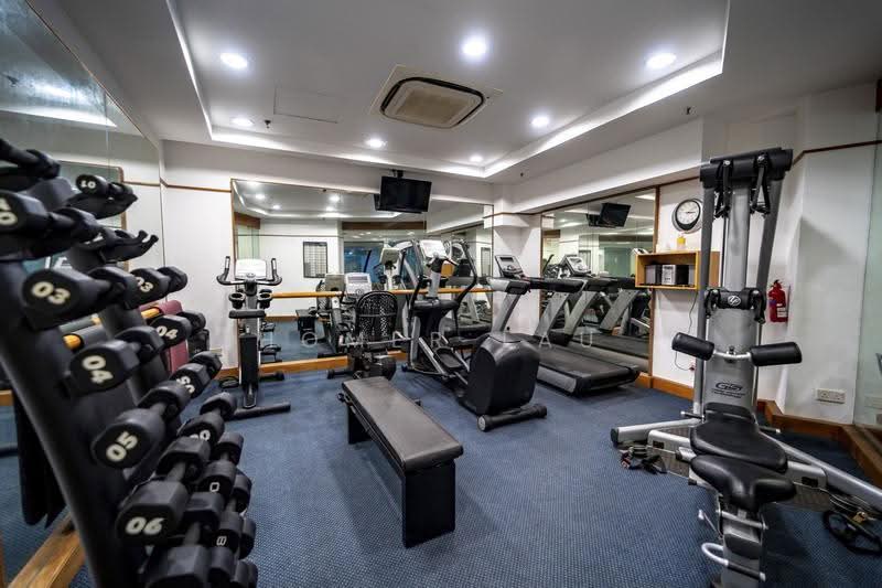 Spacious Low-Density Rental Living Near Fernhill Road, Tanglin / Holland / Bukit Timah, 4 Bedrooms, 1,776 sqft, Apartment For Rent, by Homer Lau, 500272197 - Gym - PropertyGuru.com.sg