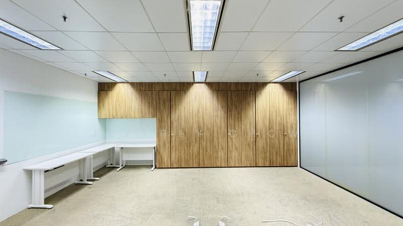 Suntec City Tower, 7 Temasek Boulevard, Boat Quay / Raffles Place / Marina, 2,568 sqft, Office For Rent, by Jeffrey Chow, 500272198 - Interior - CommercialGuru.com.sg