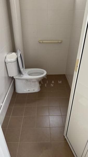 103 GANGSA ROAD, 103 GANGSA ROAD, Dairy Farm / Bukit Panjang / Choa Chu Kang, 700 sqft, Shop / Shophouse For Rent, by William Chen, 500272206 - Bathroom - CommercialGuru.com.sg