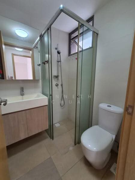 Parc Vera, 6 Hougang Street 32, Hougang / Punggol / Sengkang, 2 Bedrooms, 786 sqft, Condominium For Rent, by Kenneth Chua, 500272210 - Bathroom - PropertyGuru.com.sg