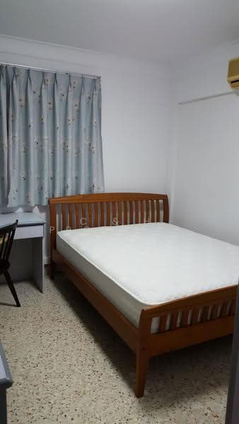 602 Ang Mo Kio Avenue 5, 602 Ang Mo Kio Avenue 5, Ang Mo Kio / Bishan / Thomson, Room Rental, 150 sqft, HDB Flat For Rent, by JOANNE, 500272211 - Bedroom - PropertyGuru.com.sg