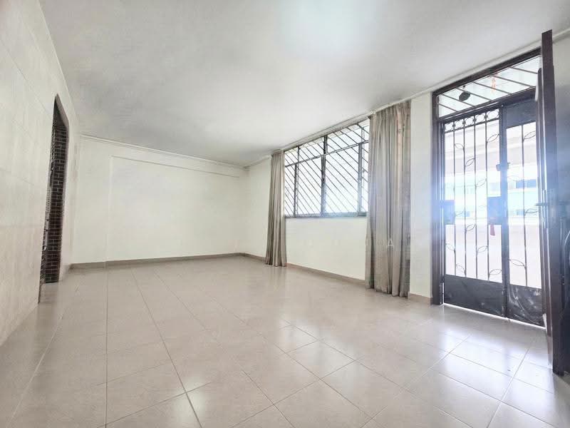 332 Serangoon Avenue 3, 332 Serangoon Avenue 3, Hougang / Punggol / Sengkang, 3 Bedrooms, 904 sqft, HDB Flat For Sale, by Brett Chua, 500272217 - Living Room - PropertyGuru.com.sg
